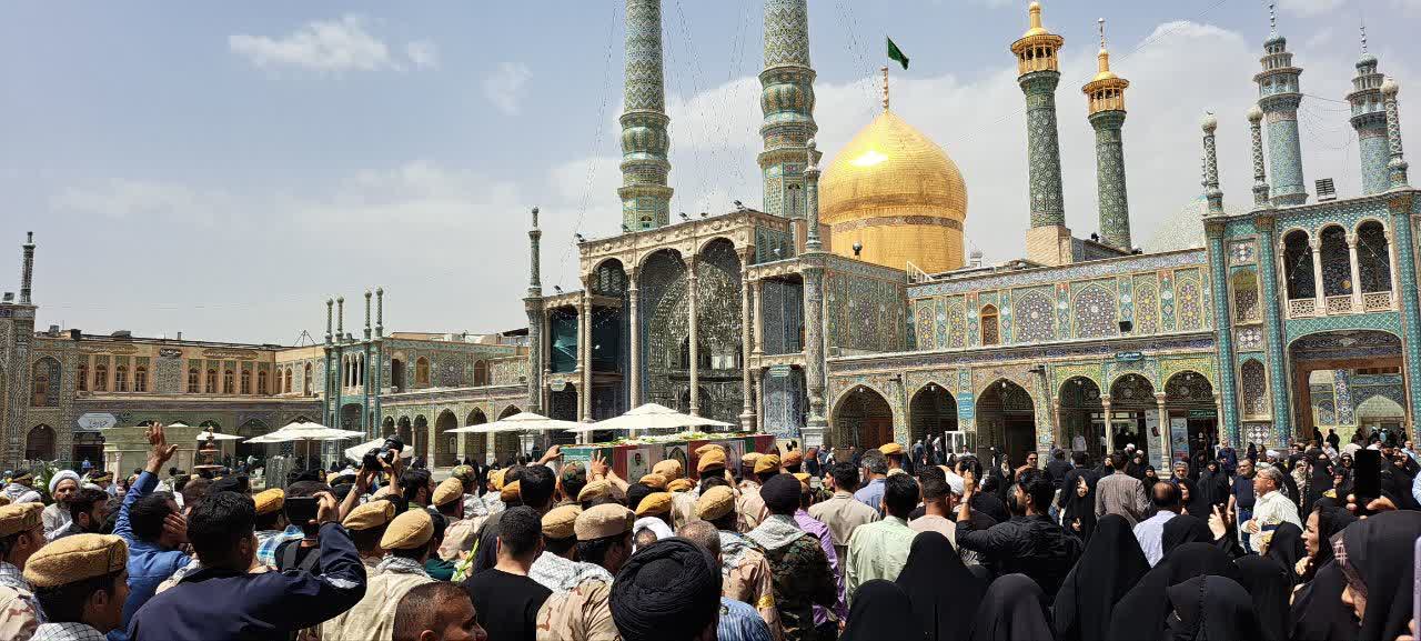 پیکر شهید مدافع امنیت محمدحسن نائینی در قم تشییع شد پیکر شهید مدافع امنیت محمدحسن نائینی در قم تشییع شد